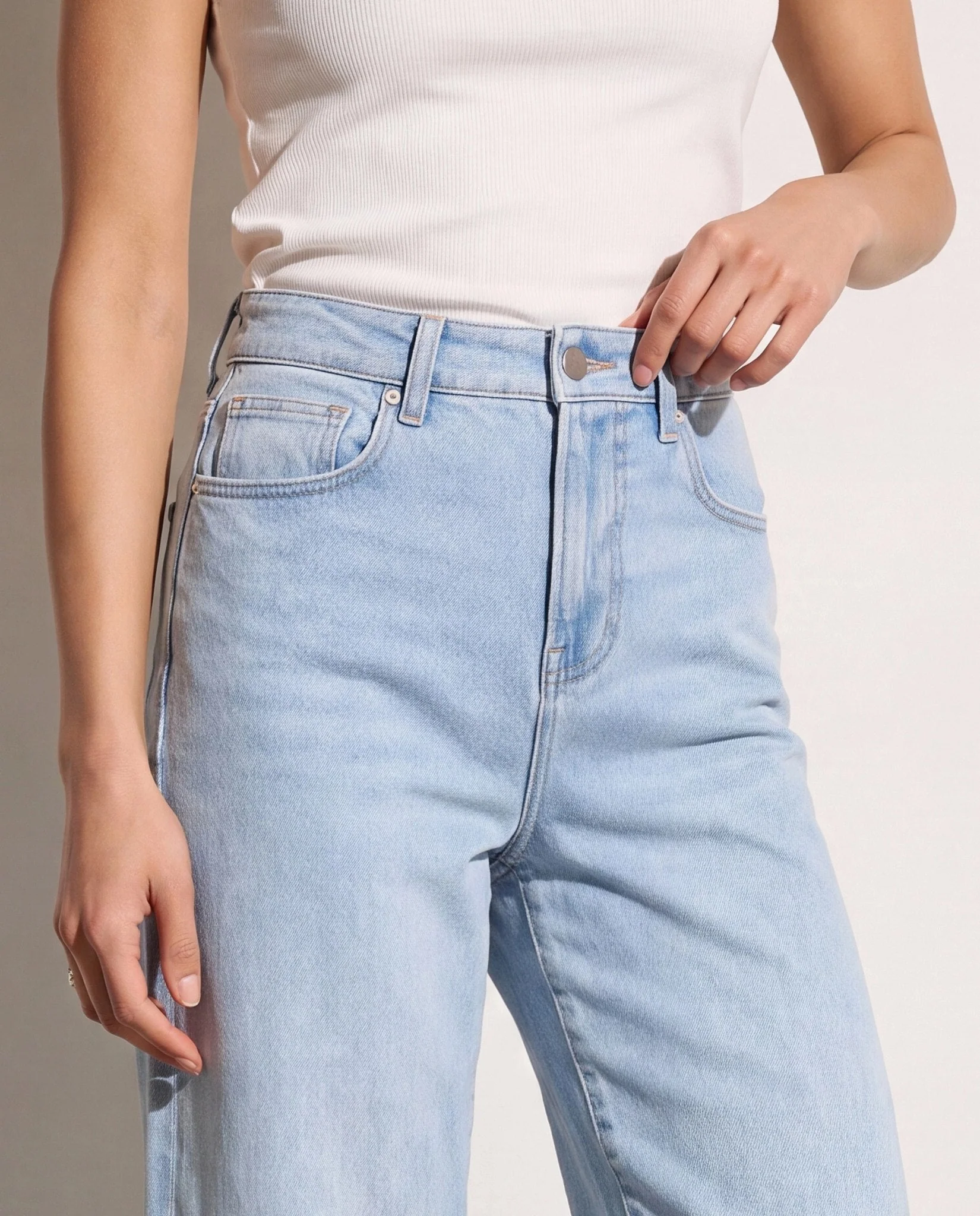 Joni Jeans - Image 4