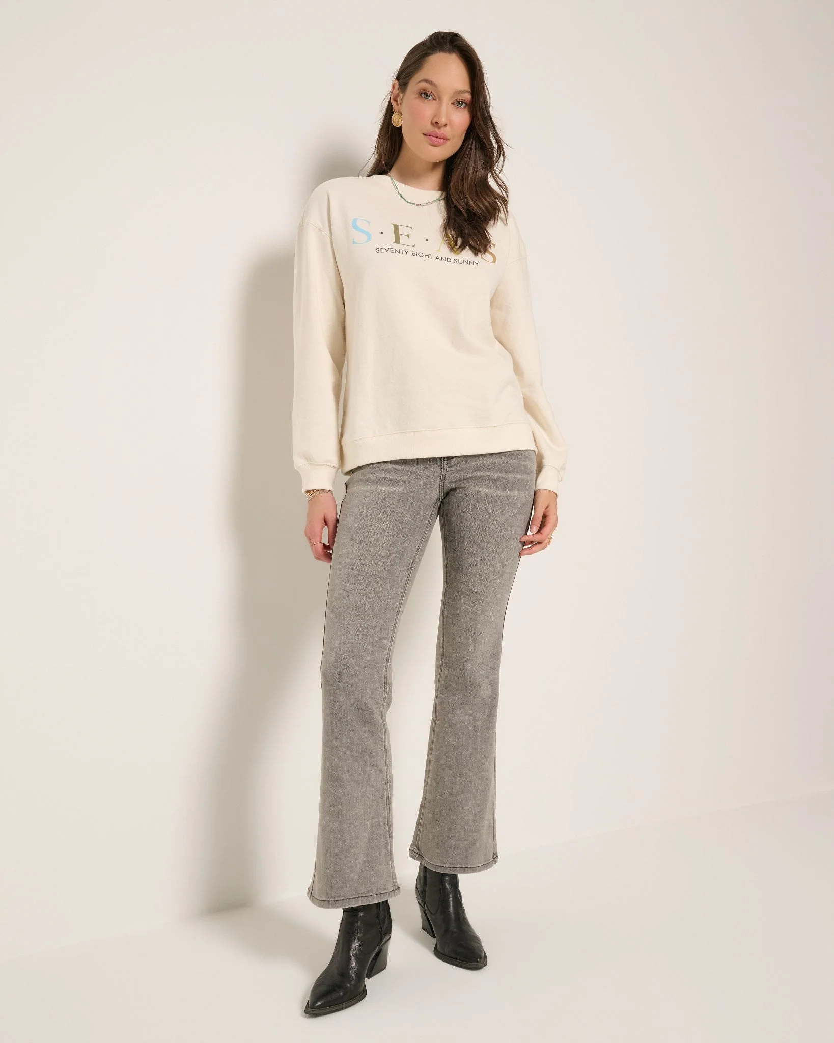 Blossom "SEAS" Graphic Sweatshirt - Image 5