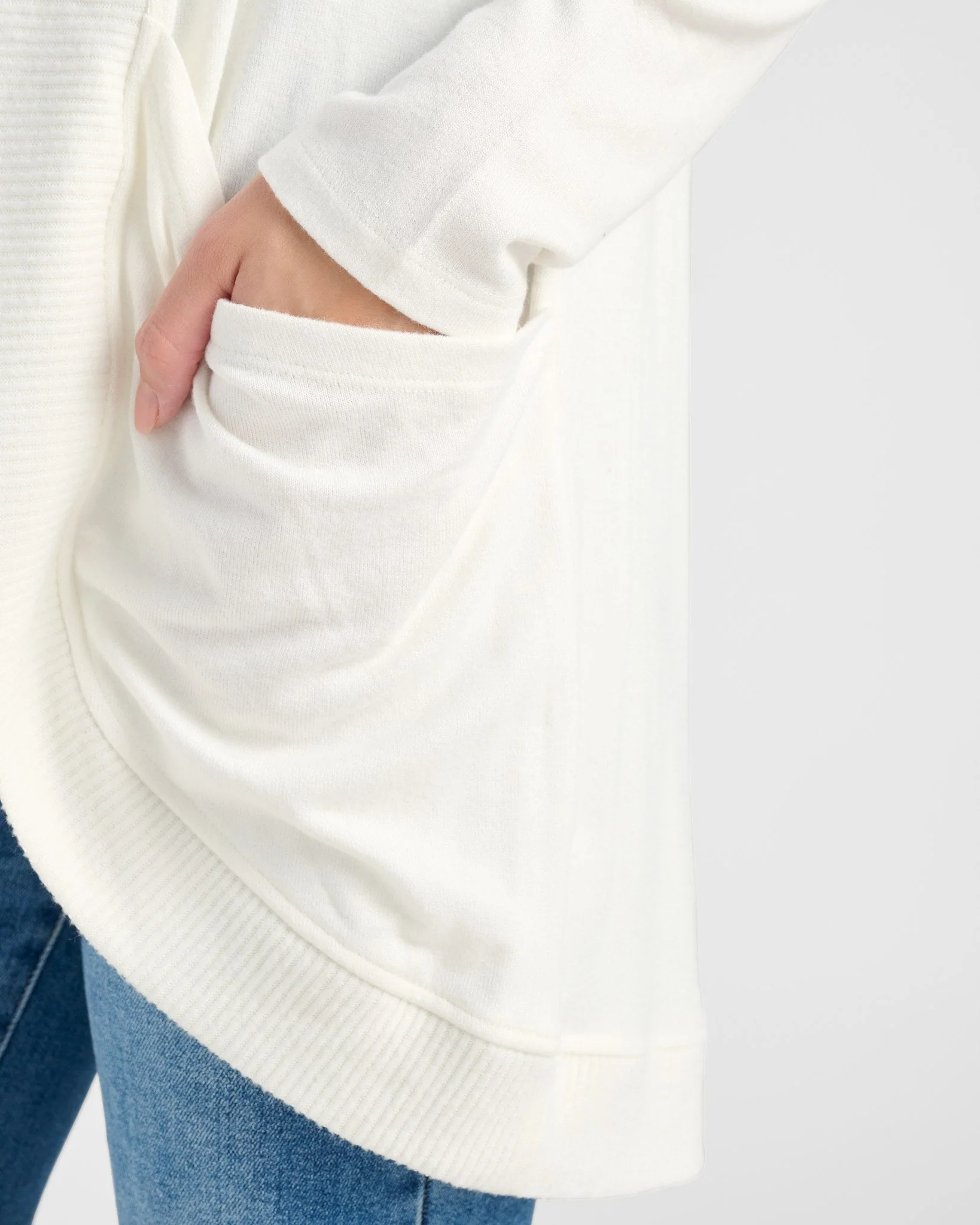 Cocoon Cardigan - Image 19