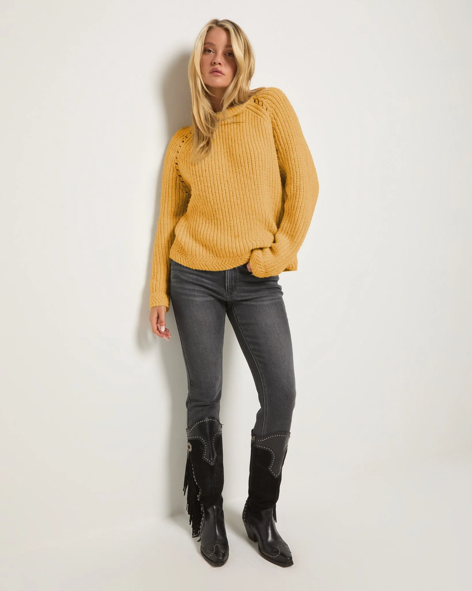 Fisherman Raglan Sweater - Image 3