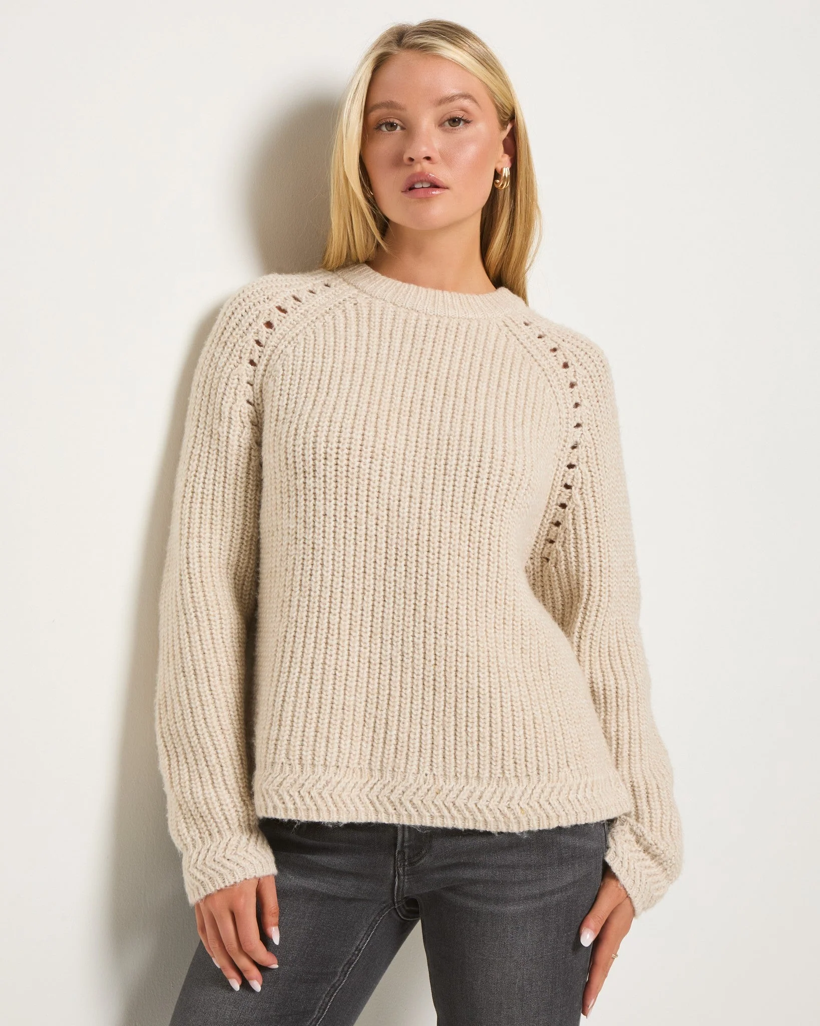 Fisherman Raglan Sweater - Image 5