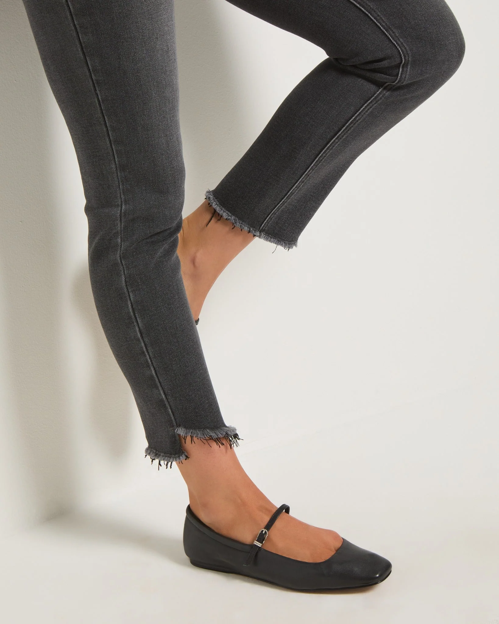 Mariposa Skinny Jean - Image 9