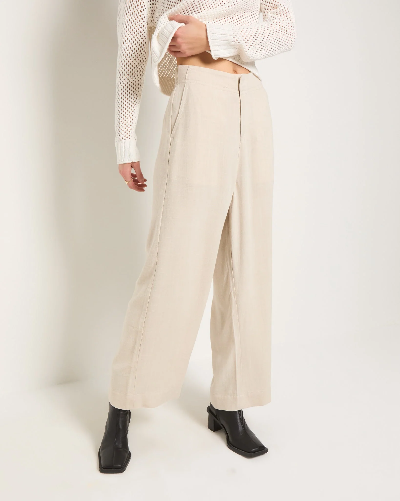 Palomar Linen Blend Crop Pant - Image 9