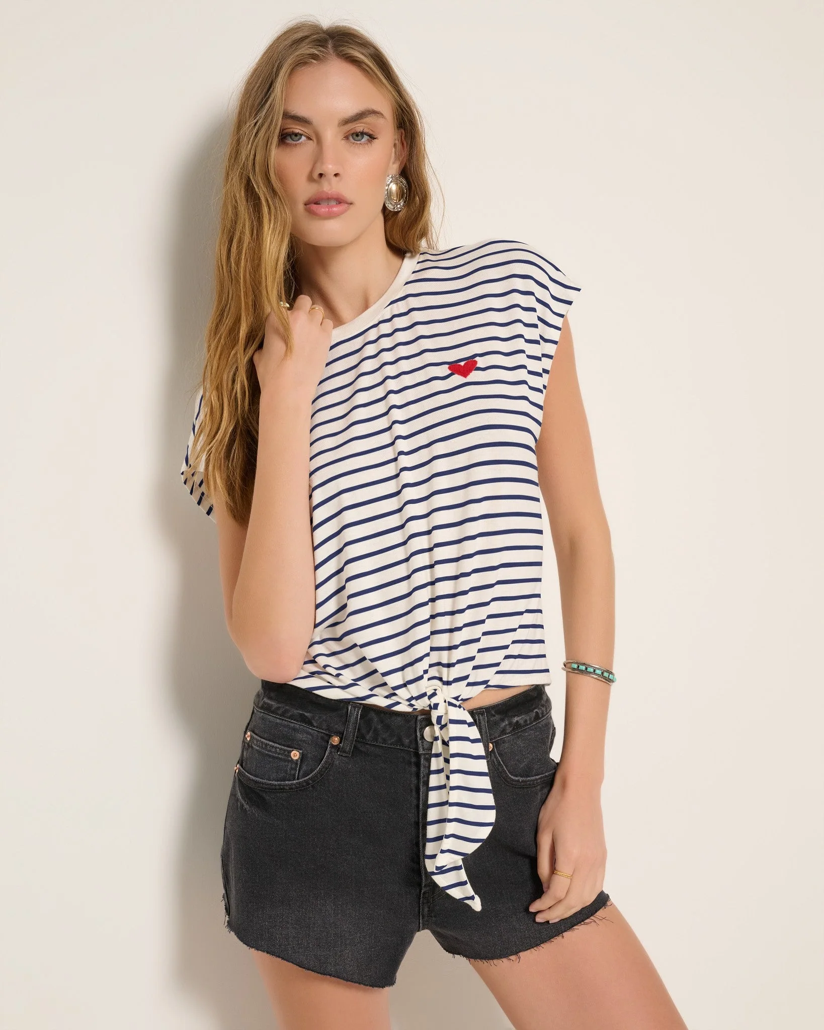 Poppy Knot Front Tee - Image 5