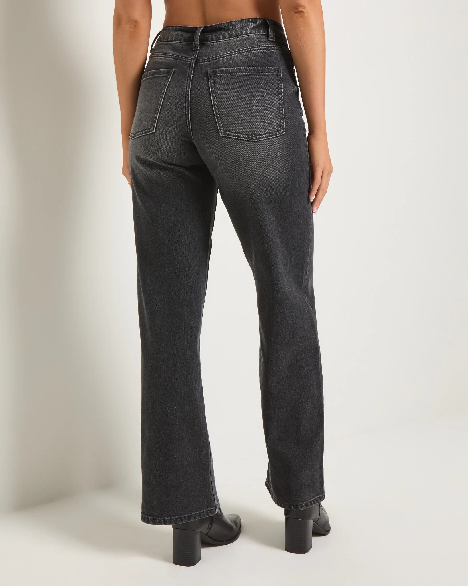 Saltwater Jeans - Image 4
